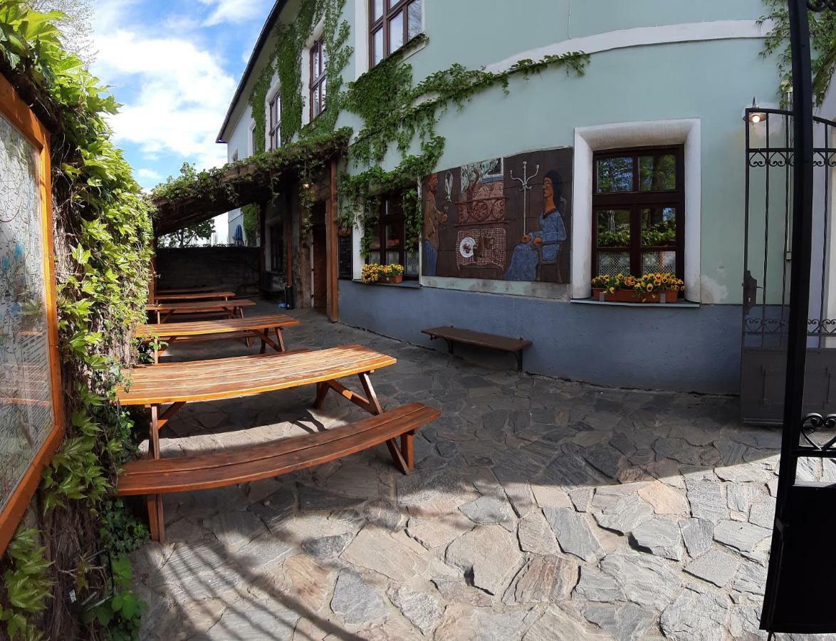 Penzion A Restaurace U Hajku Nové Dvory Exterior foto